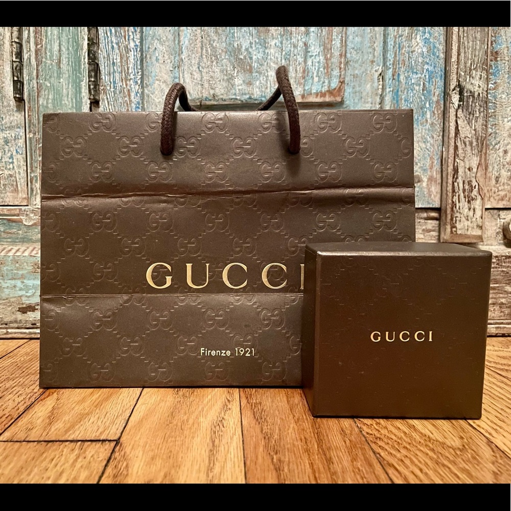 Small Gucci Gift Box & Gucci Shopping Bag
